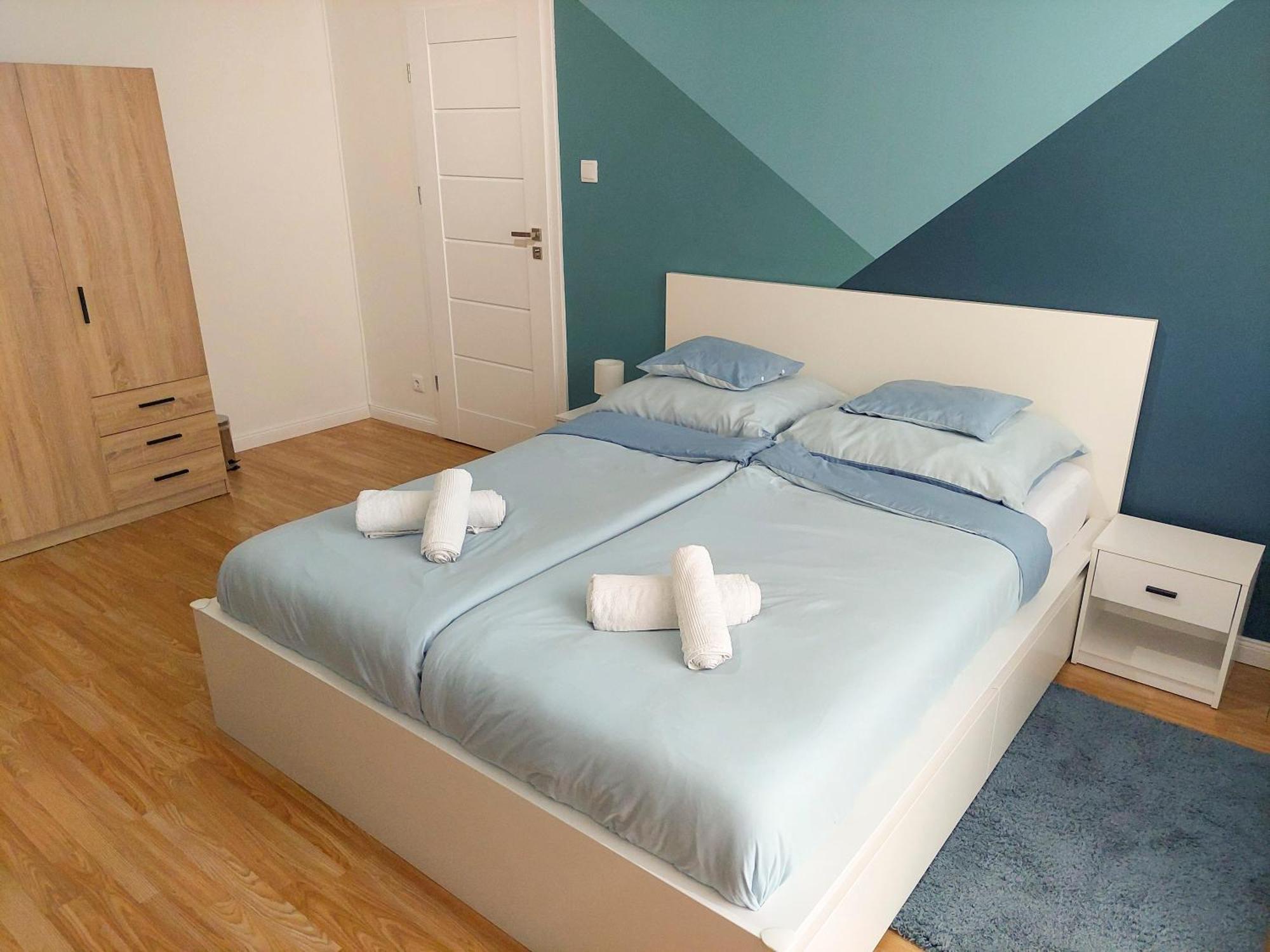 Aweshome City Apartment - 3 Bedrooms And Free Parking Debrecen Ngoại thất bức ảnh